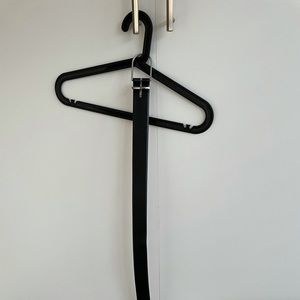Aritzia Belt (Babaton) in Medium